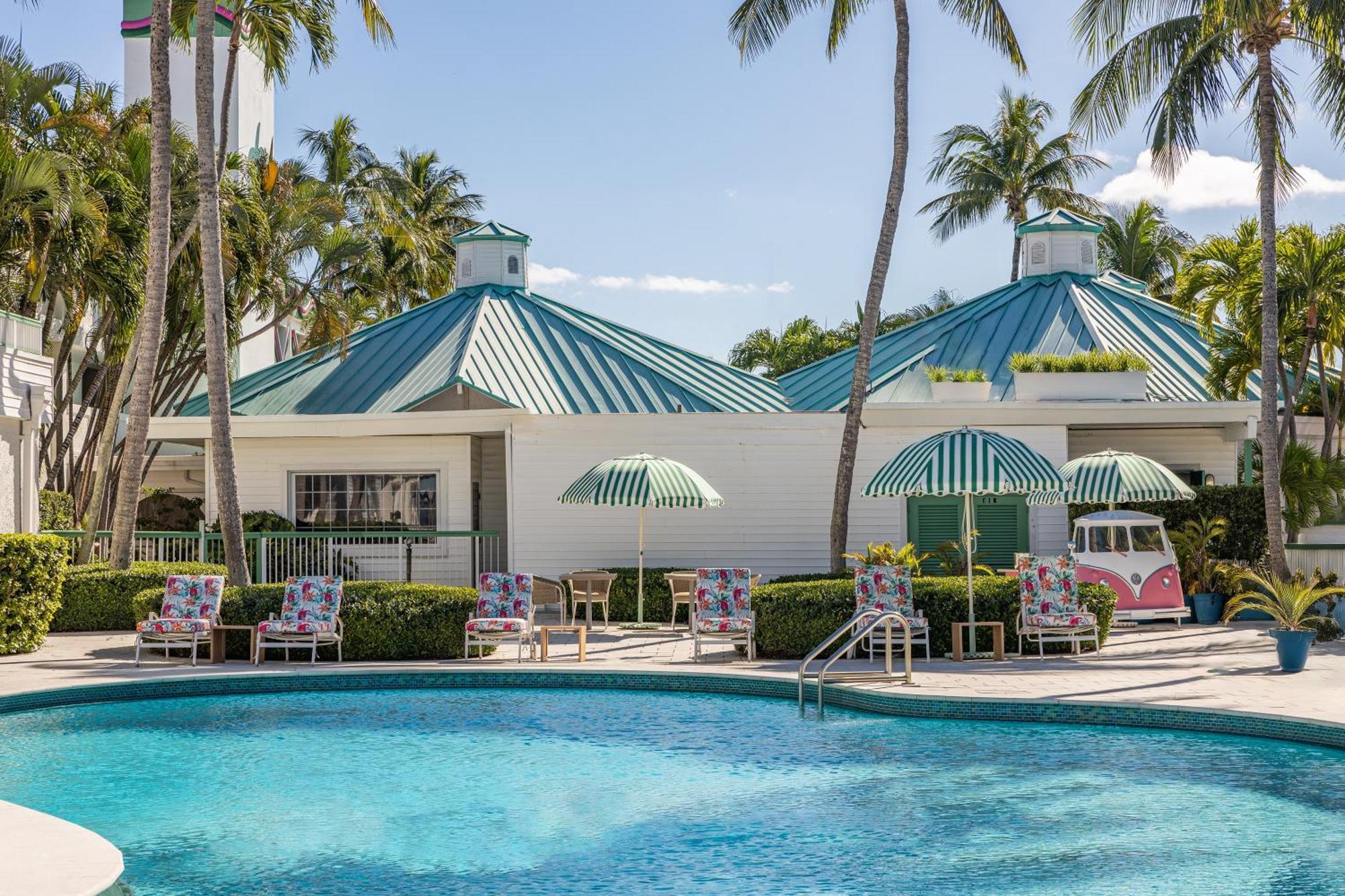 Palm Tree Club Miami Hotel North Bay Village Exterior photo